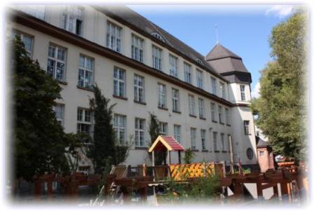 Bild der Schule